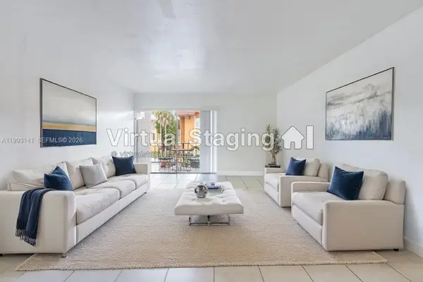 9423 SW 76th St #W21, Miami, FL 33173