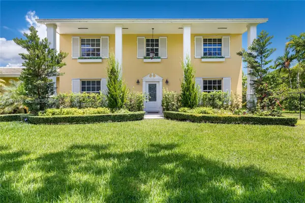11401 SW 72nd Pl, Pinecrest, FL 33156