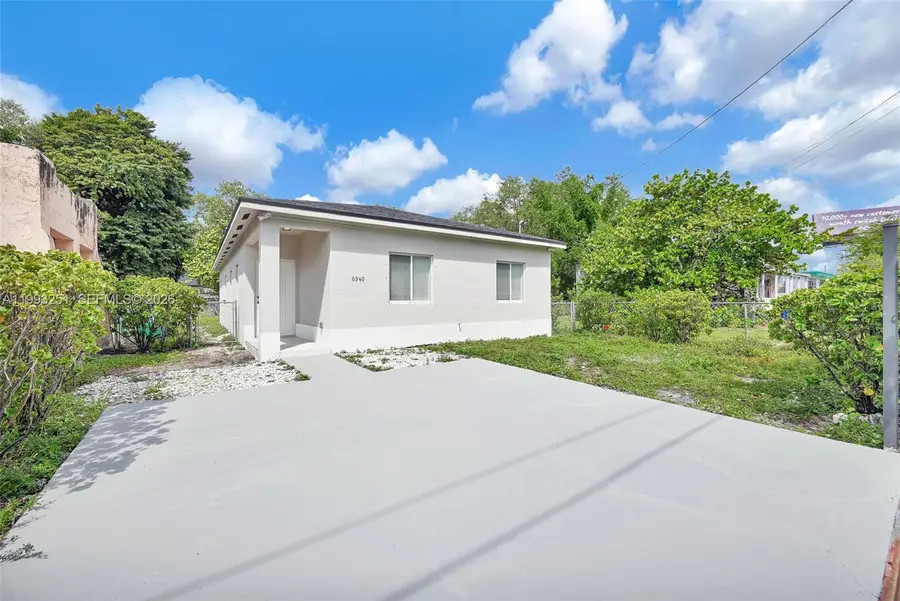 6940 NW 5th Pl, Miami, FL 33150 - #3