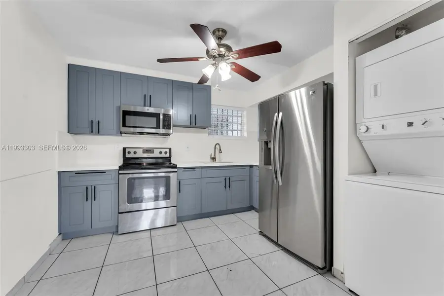 1800 SW 25th St #2305, Miami, FL 33133 - #3