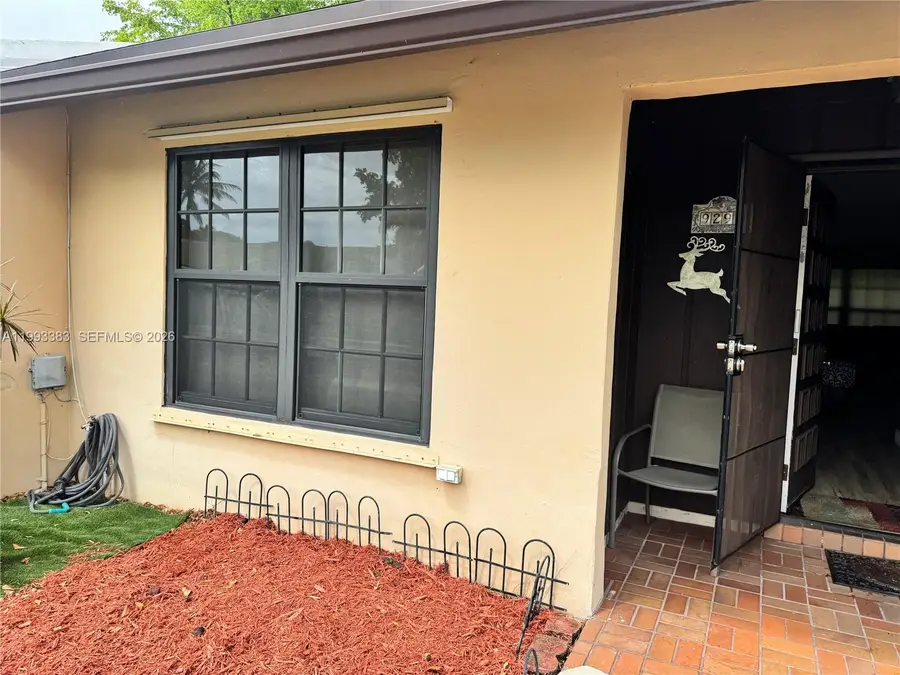 9291 E Fern Ln, Miramar, FL 33025 - #2