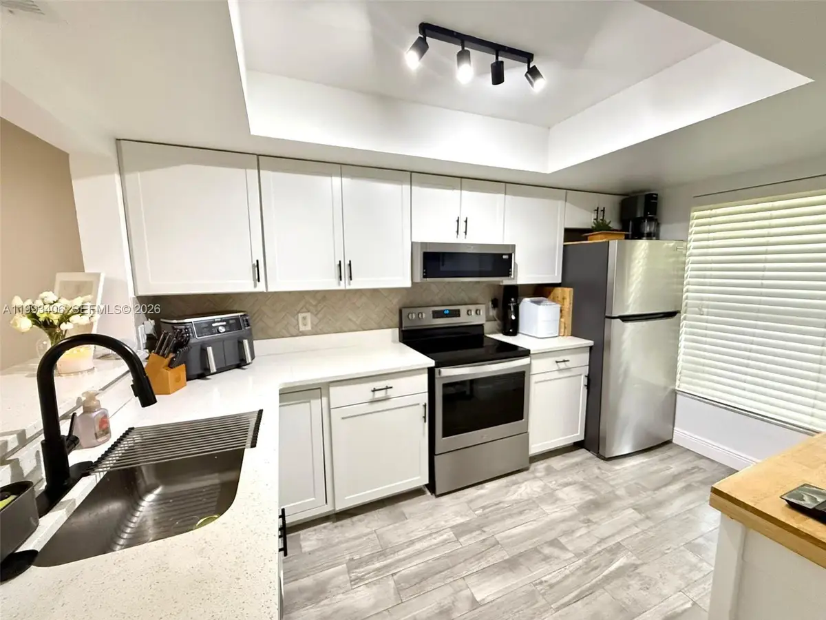 300 Promenade Dr #105, Dunedin, FL 34698 - #1