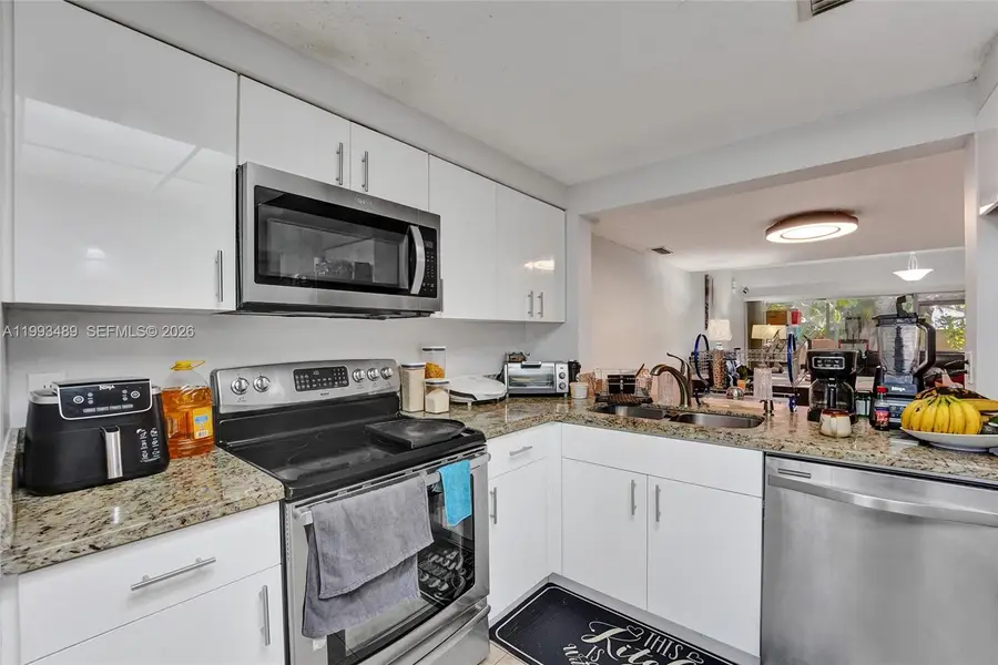 3592 NW 83rd Ln, Sunrise, FL 33351 - #2