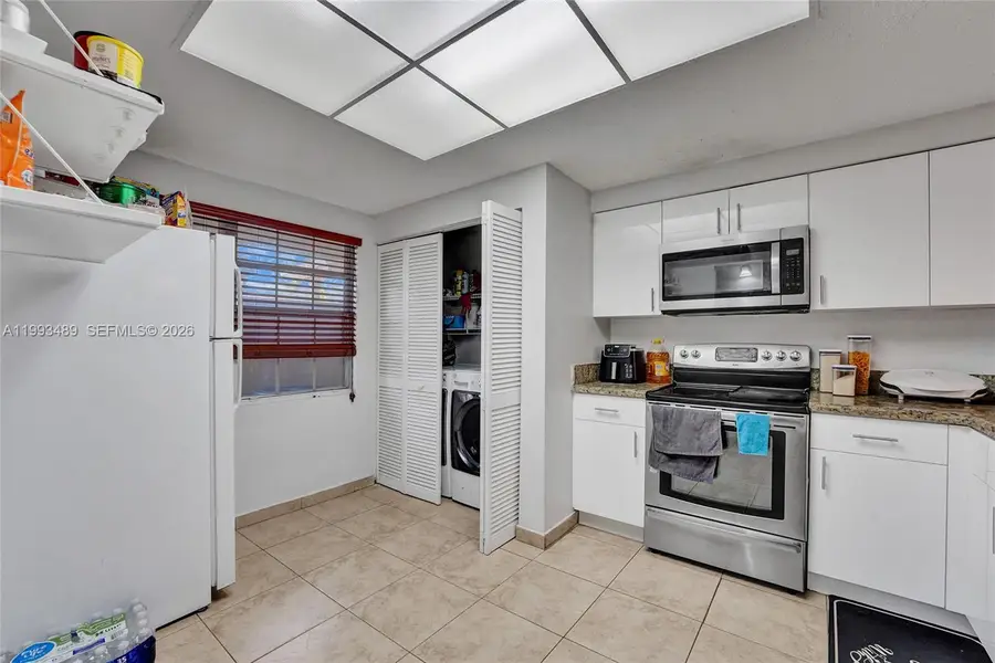 3592 NW 83rd Ln, Sunrise, FL 33351 - #3