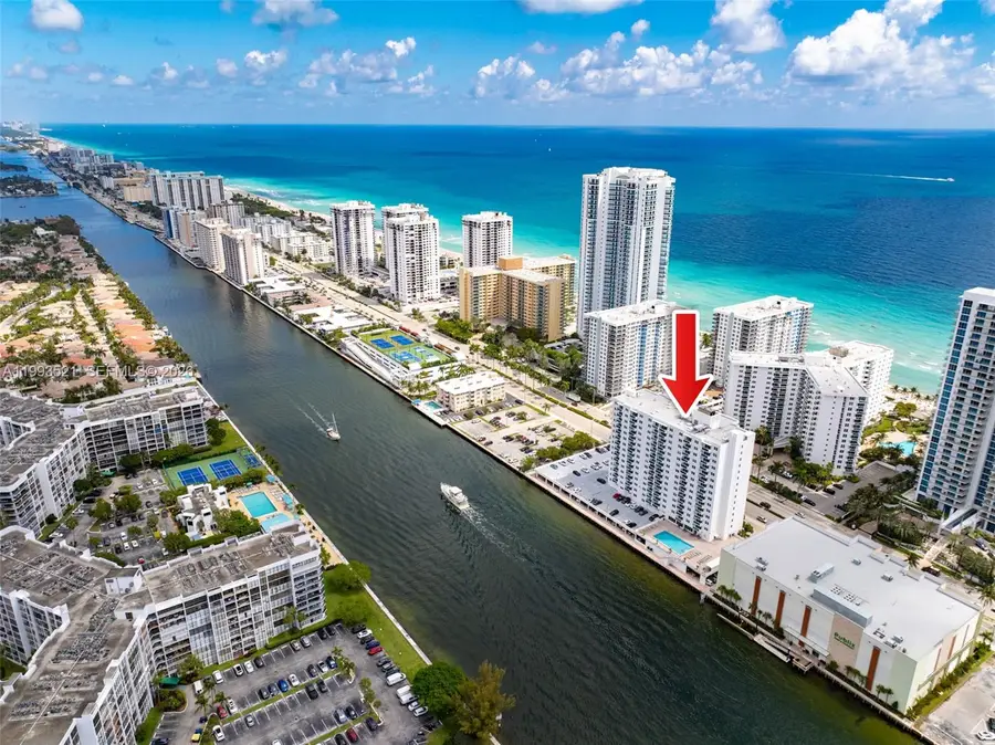 3000 S Ocean Dr #606, Hollywood, FL 33019 - #2