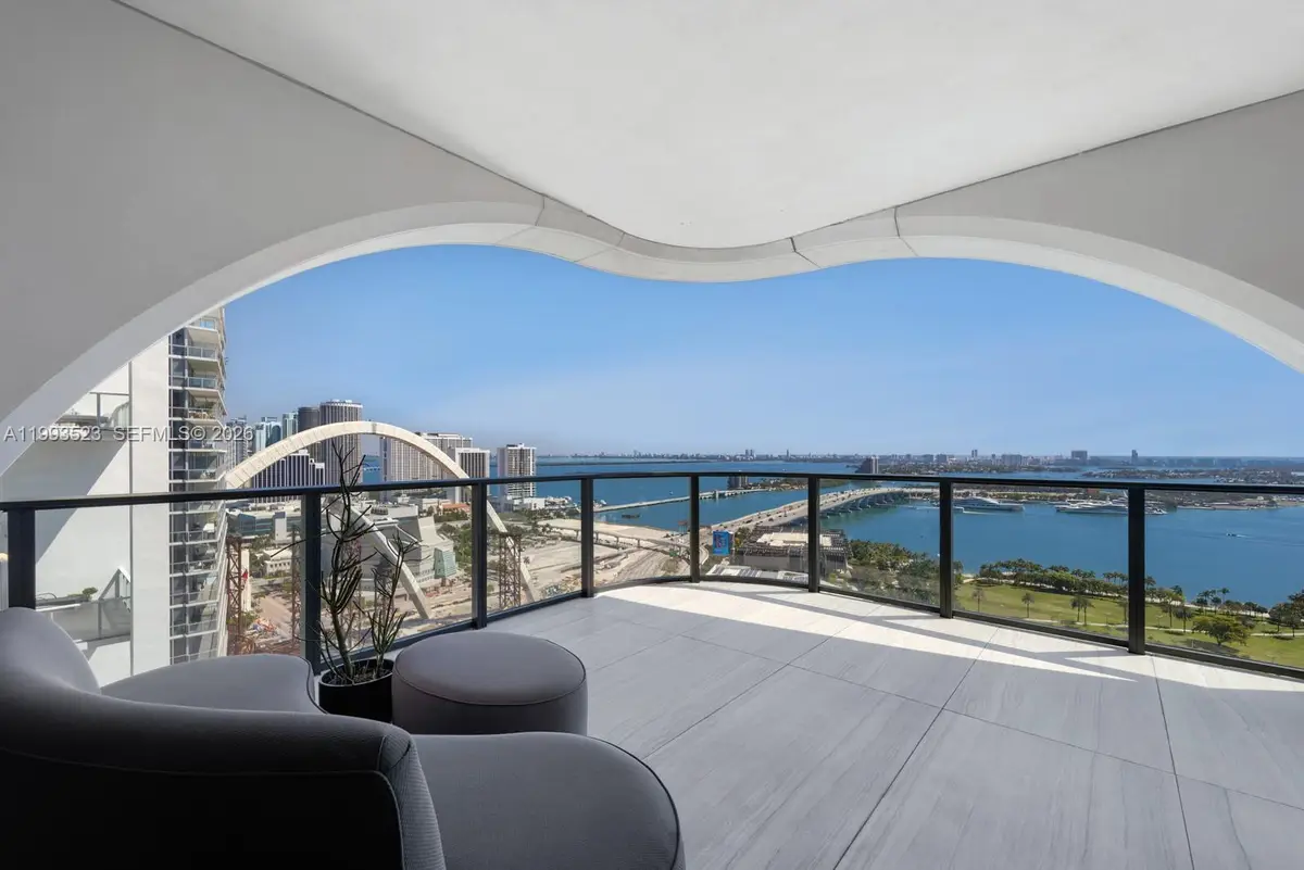 1000 Biscayne Blvd #2702, Miami, FL 33132 - #1