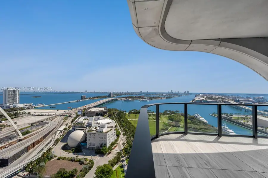 1000 Biscayne Blvd #2702, Miami, FL 33132 - #2