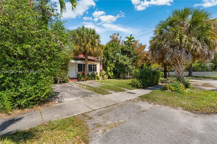 4301 SW 1st St, Miami, FL 33134 - #2