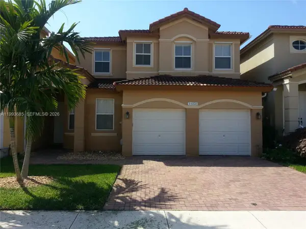 11050 NW 86th Ter, Doral, FL 33178