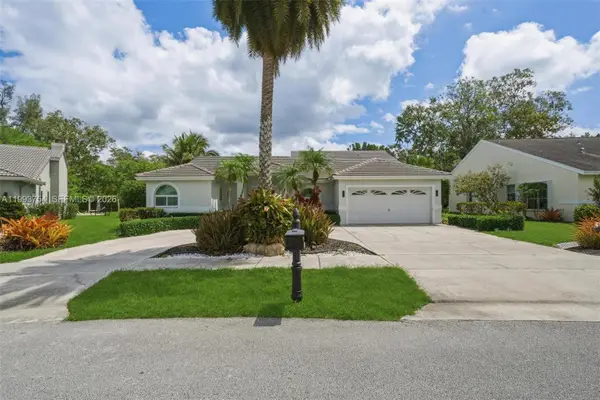 1510 SW 96th Ter, Davie, FL 33324