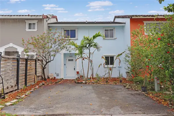 1079 SE 12th Ter, Homestead, FL 33035