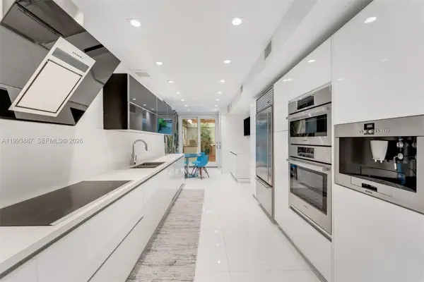 1524 NE Quayside Ter #A4, Miami, FL 33138