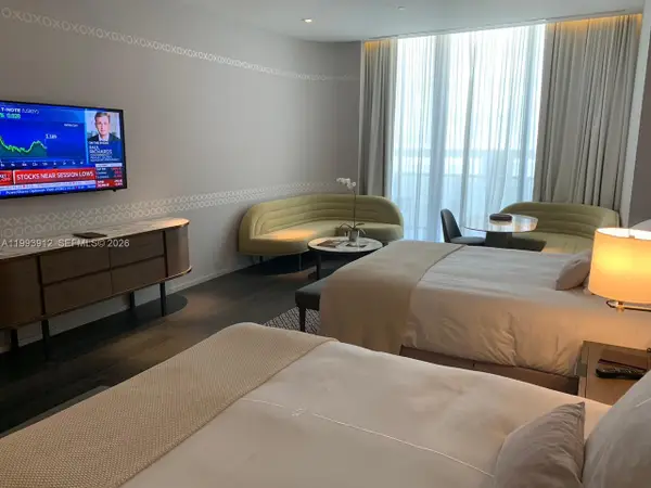 801 S Miami Ave #412, Miami, FL 33131