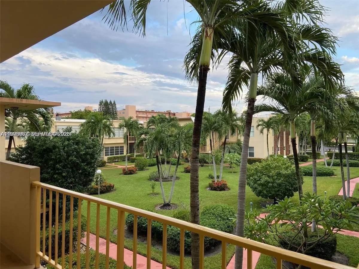 851 NE 14th Ave #420, Hallandale Beach, FL 33009 - #1