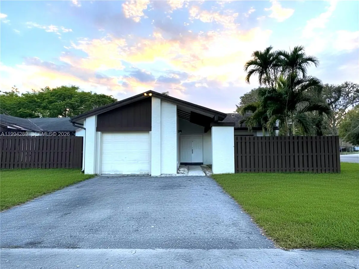 13428 SW 108th St Cir N, Miami, FL 33186 - #1