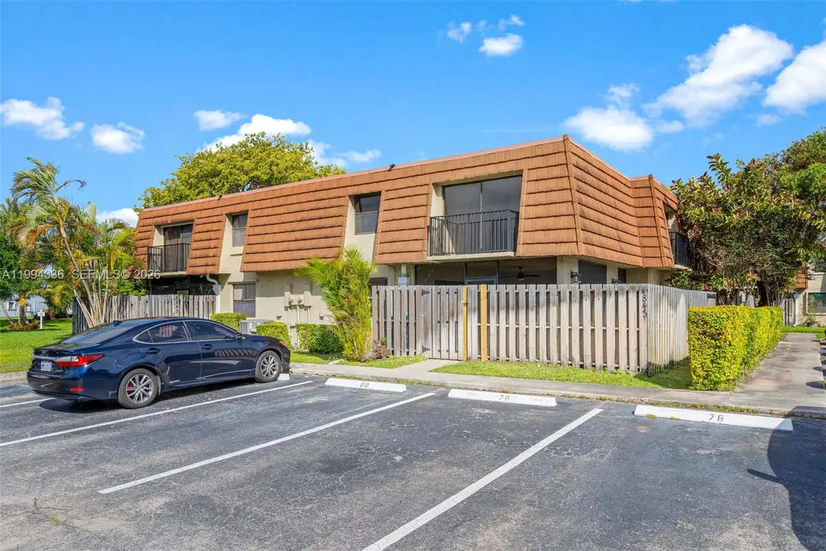 4843 NW 95th Ave, Sunrise, FL 33351 - #1