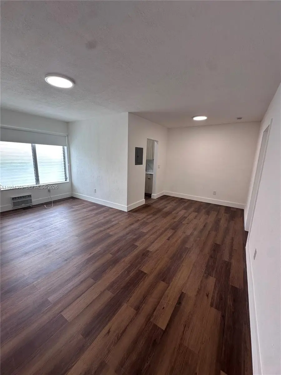 7725 Carlyle Ave #2, Miami Beach, FL 33141 - #2