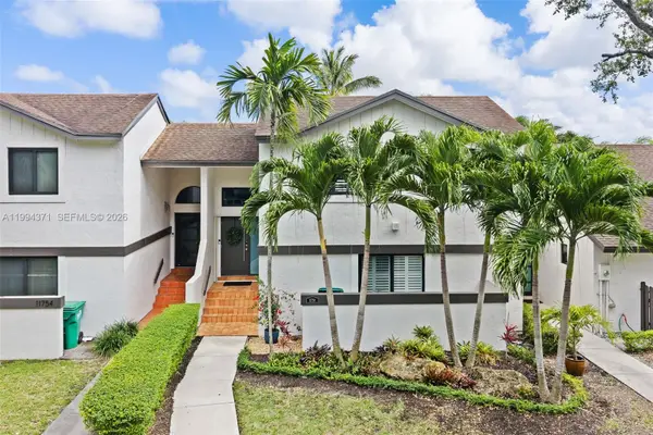 11758 SW 92nd Ter, Miami, FL 33186