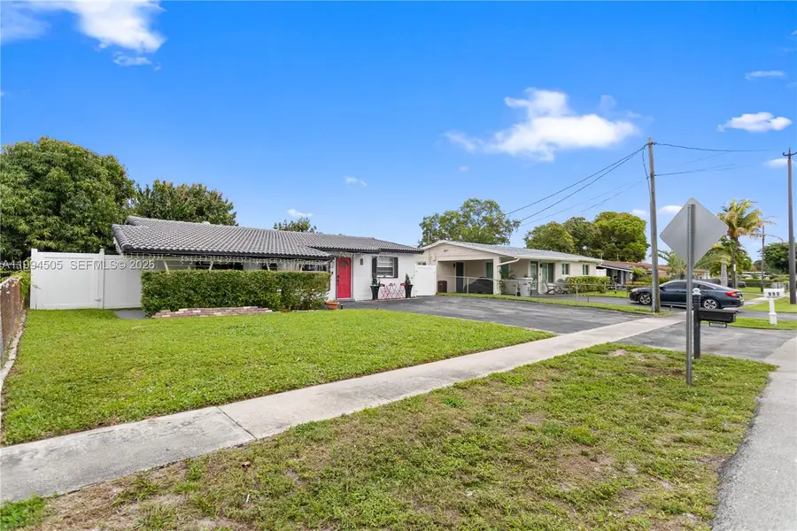 1000 NW 23rd Ter, Pompano Beach, FL 33069 - #3