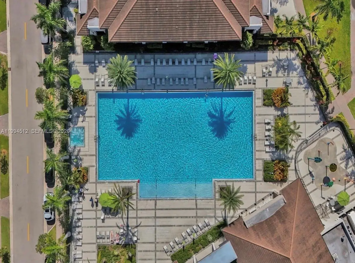 8001 NW 41st St #F-113, Doral, FL 33166 - #1