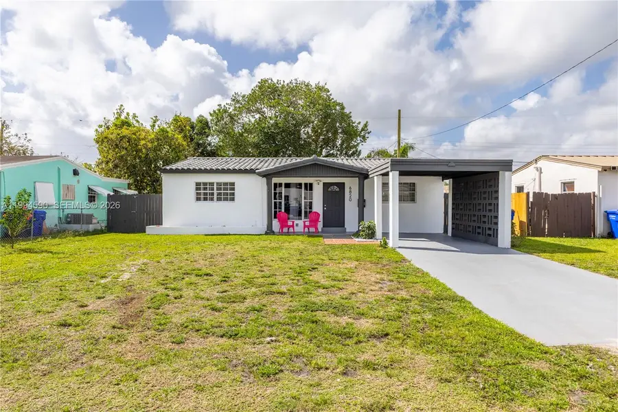 6820 Park St, Hollywood, FL 33024 - #2