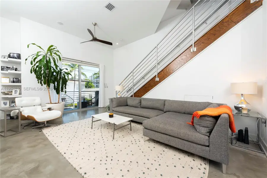 361 Jefferson Ave #3, Miami Beach, FL 33139 - #2