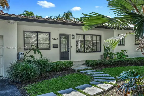 Address Withheld By Seller, South Miami, FL 33143