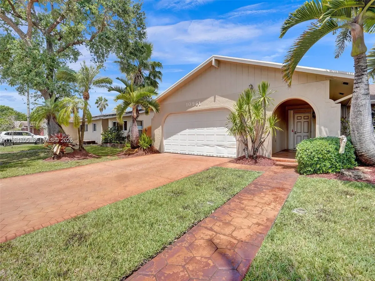 10961 NW 16th Ct, Pembroke Pines, FL 33026 - #1