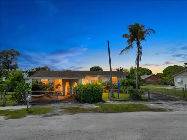 22732 SW 113th Pl, Miami, FL 33170