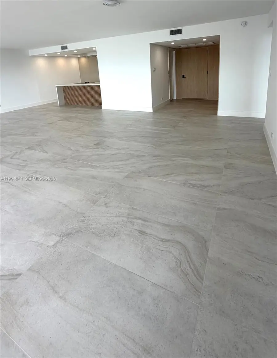 1800 NE 114th St #605, North Miami, FL 33181 - #2