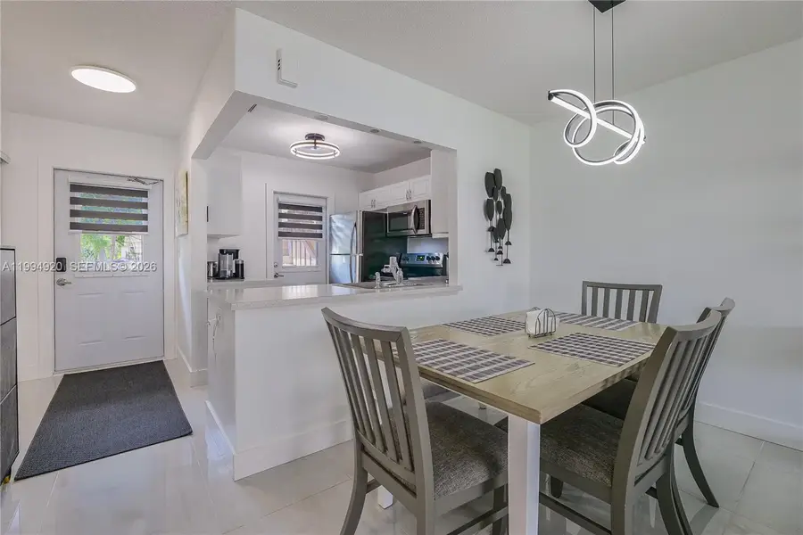 4701 NW 34th St #502, Lauderdale Lakes, FL 33319 - #3