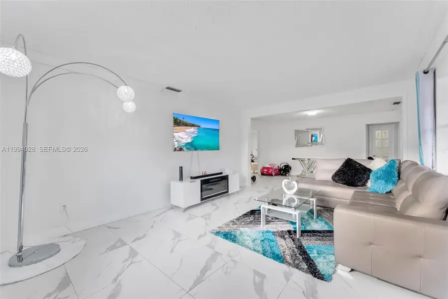 8820 SW 27th St, Miami, FL 33165 - #3