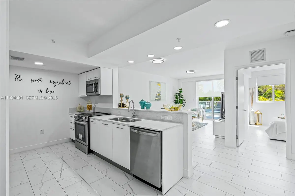 1850 Monroe St #205, Hollywood, FL 33020 - #1