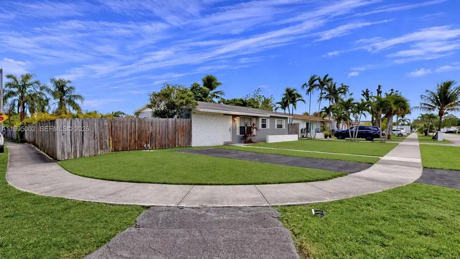 15305 SW 104th Ave, Miami, FL 33157 - #2