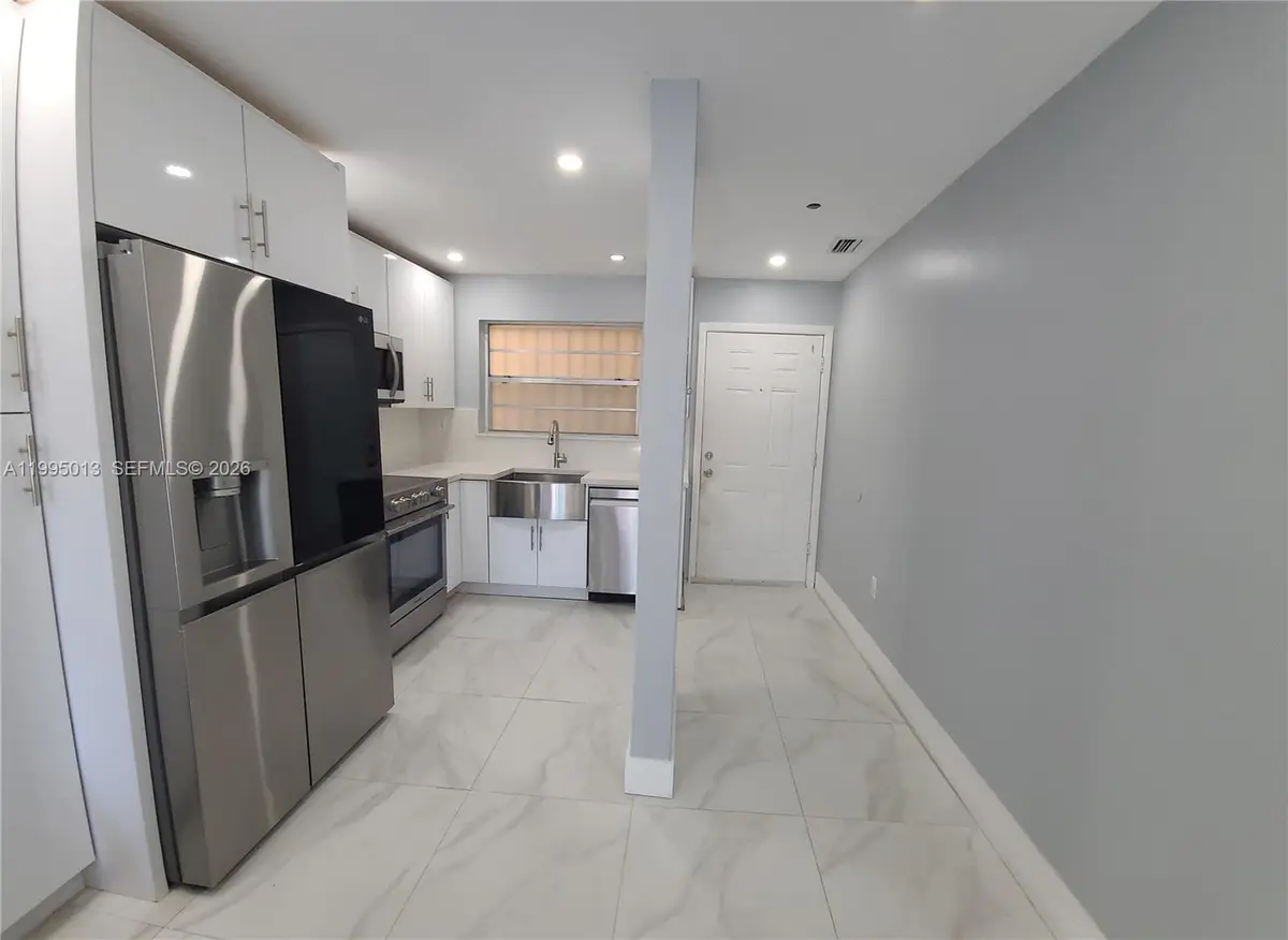 453 SW 2nd St #306C, Miami, FL 33130 - #1