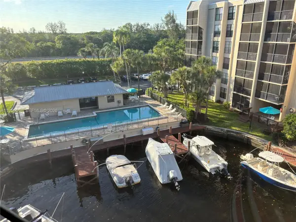 21 Royal Palm Way #5060, Boca Raton, FL 33432