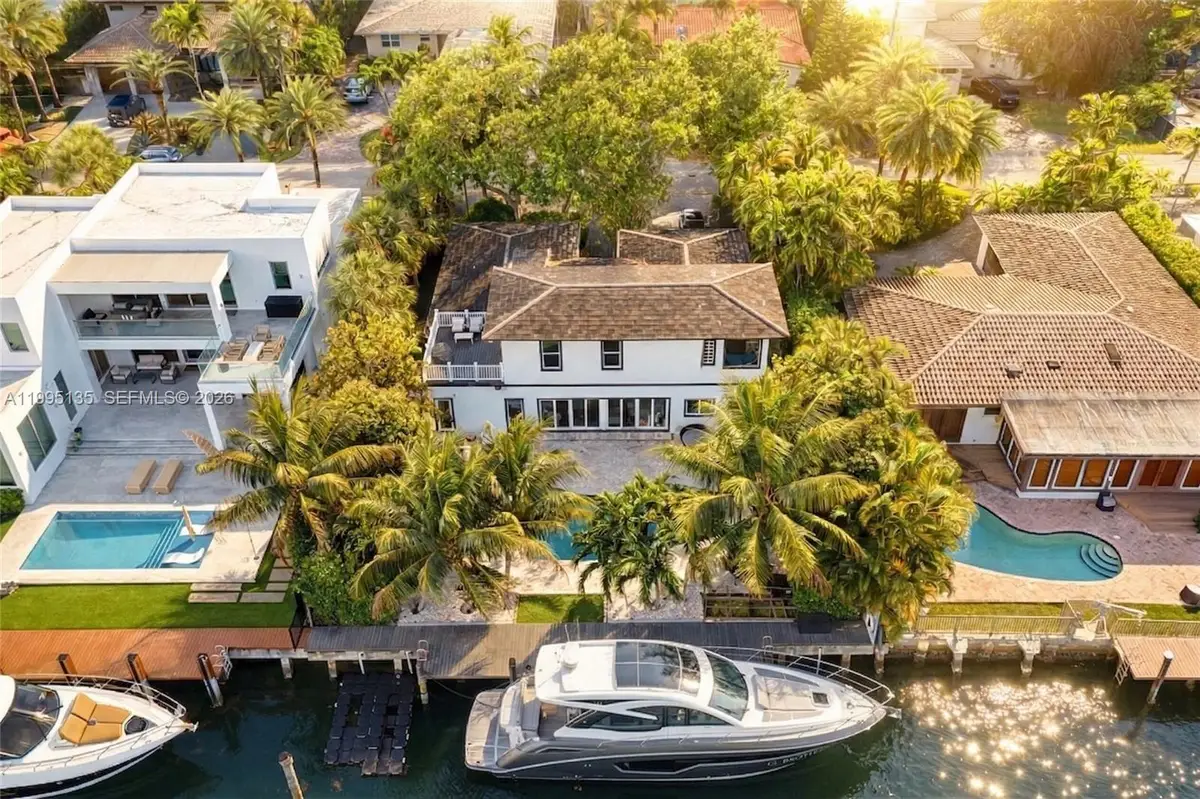 1895 NE 118th Rd, North Miami, FL 33181 - #1