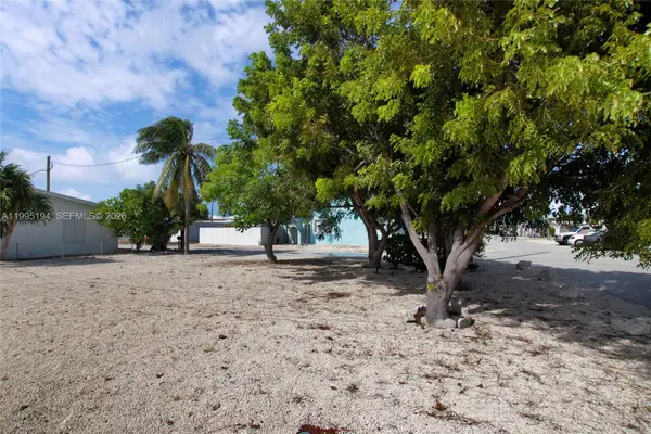 Lot 70 5th Ave Ocean, Marathon, FL 33050