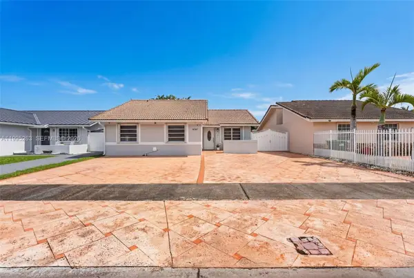 14747 SW 82nd St, Miami, FL 33193