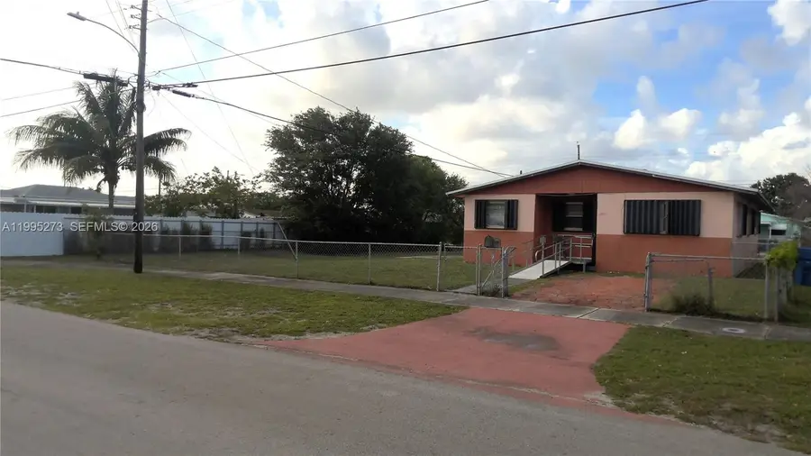 1671 NW 154th St, Miami Gardens, FL 33054 - #3
