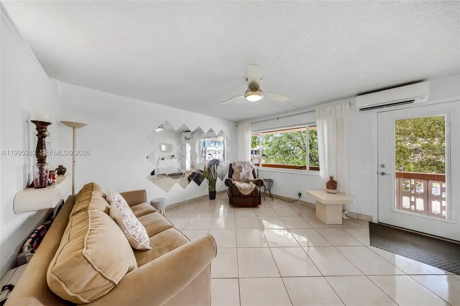 1015 SW 11th Ave #15K, Hallandale Beach, FL 33009 - #2