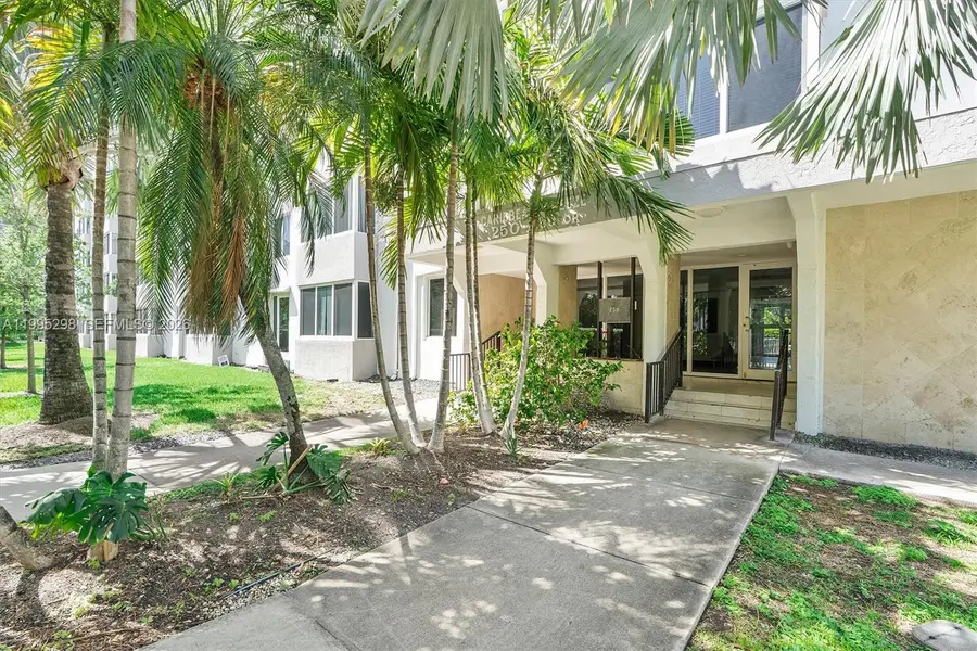 250 180th Dr #158, Sunny Isles Beach, FL 33160 - #2