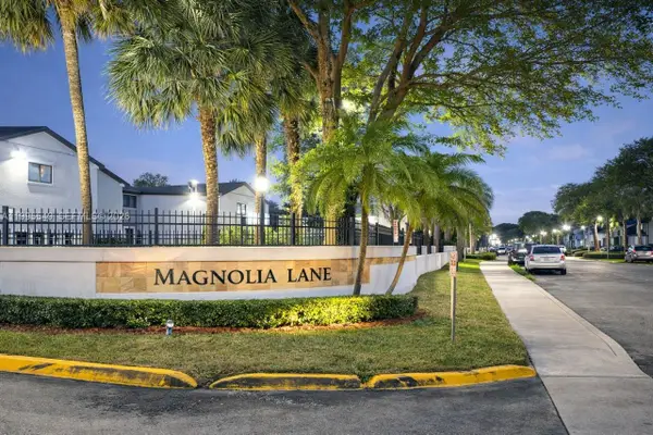 7423 SW 152nd Ave #10-103, Miami, FL 33193