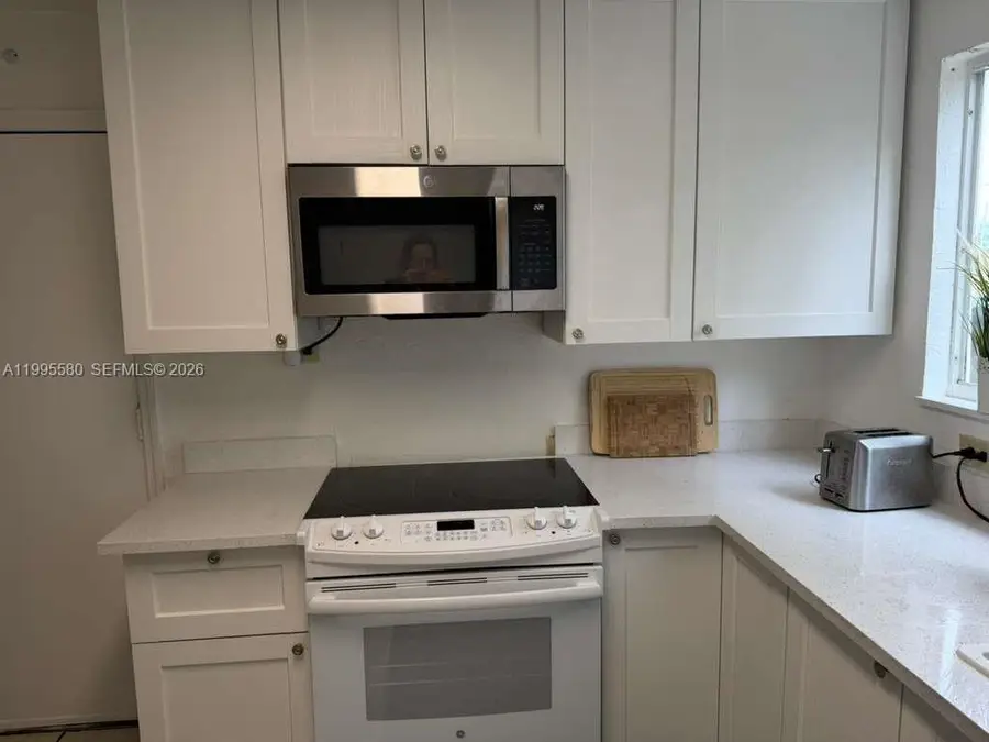 Address Withheld By Seller, Dania Beach, FL 33004 - #3