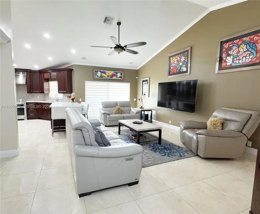 2723 E Abiaca Cir, Davie, FL 33328 - #2