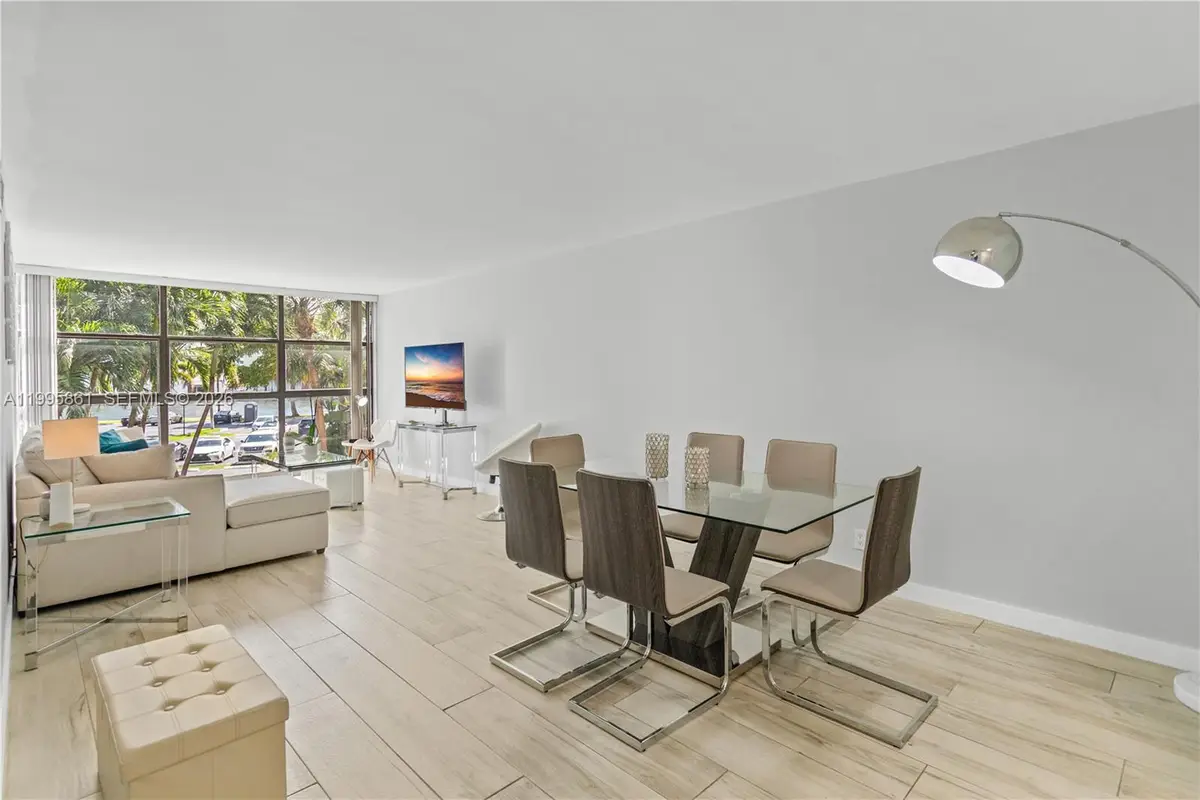 600 Parkview Dr #204, Hallandale Beach, FL 33009 - #1