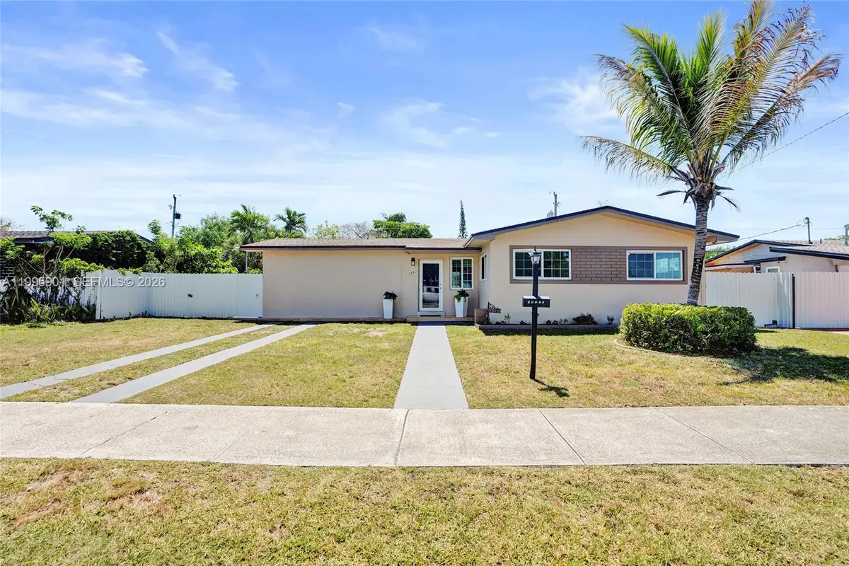 19411 Gulfstream Rd, Cutler Bay, FL 33157 - #1