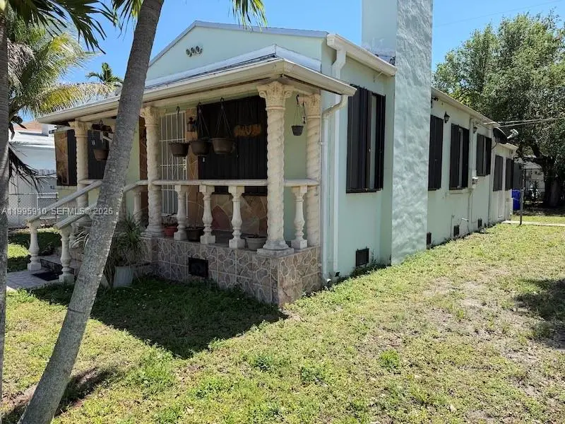 446 NW 45th St, Miami, FL 33127 - #2