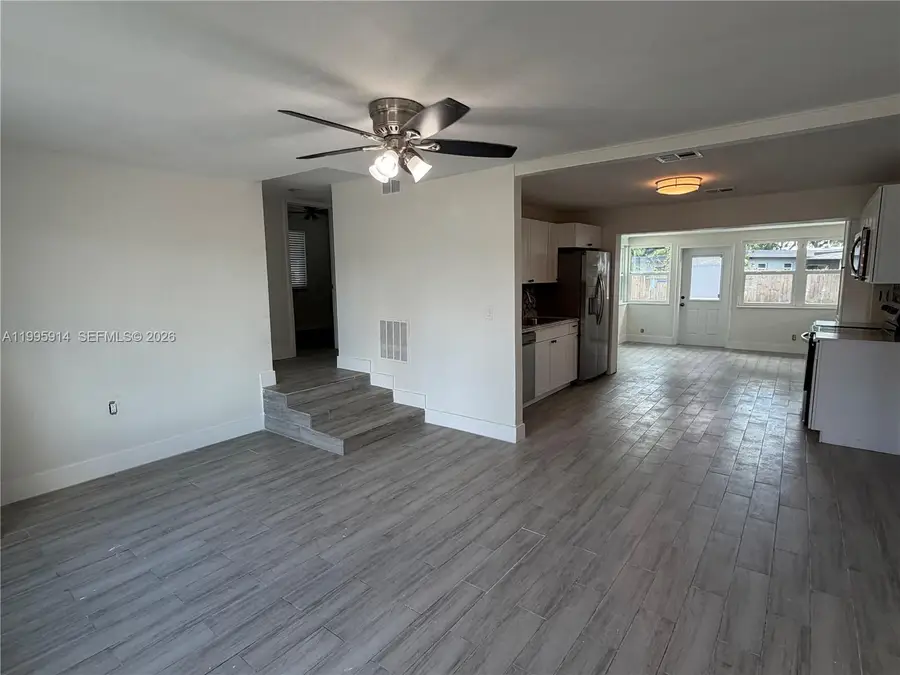 6604 Raleigh St, Hollywood, FL 33024 - #2