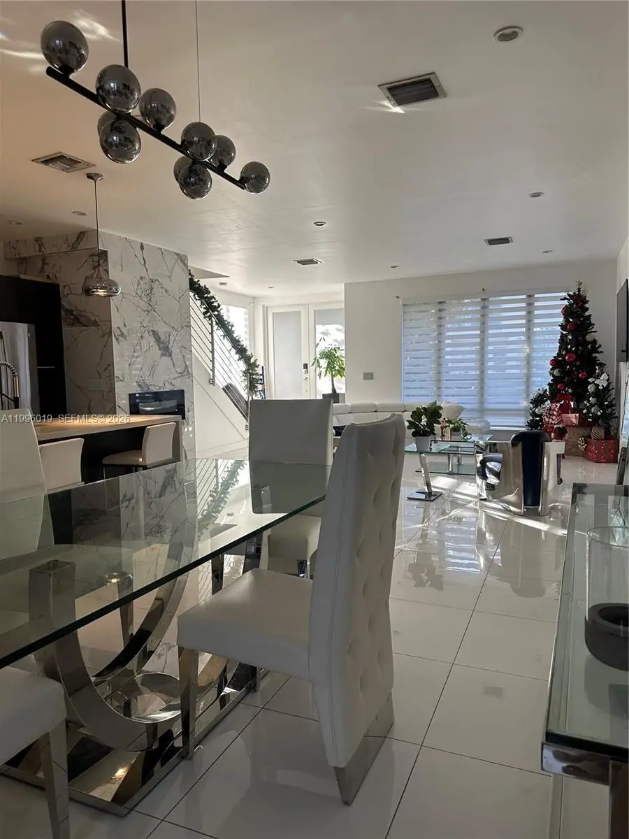 10361 NW 64th Ter, Doral, FL 33178 - #2